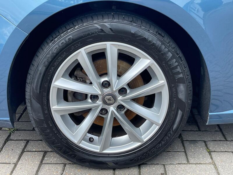 RENAULT MEGANE