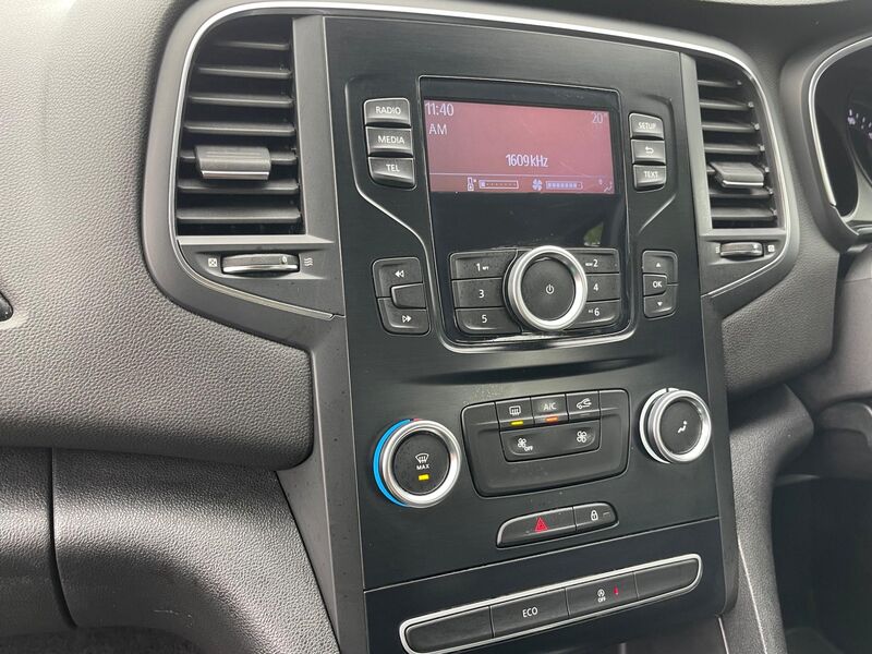 RENAULT MEGANE