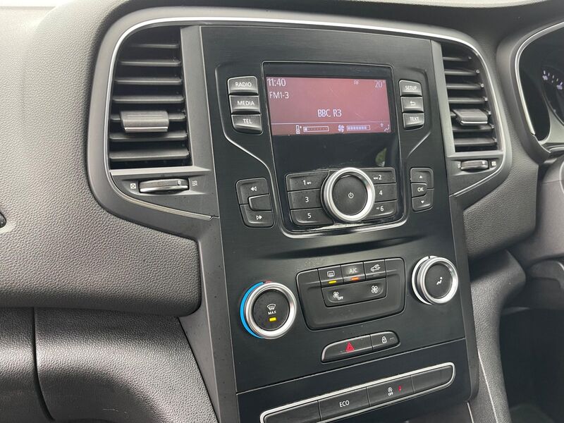 RENAULT MEGANE