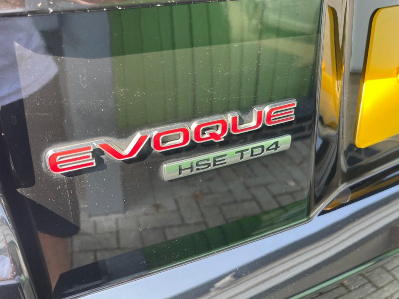 LAND ROVER RANGE ROVER EVOQUE