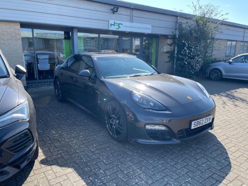 PORSCHE PANAMERA 3.0D V6 Platinum Edition TiptronicS Euro 5 (s/s) 5dr